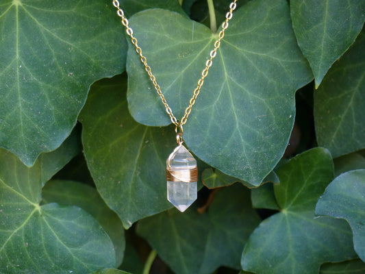 Pendentif en Cristal de Roche - Le Miroir d'Étoiles